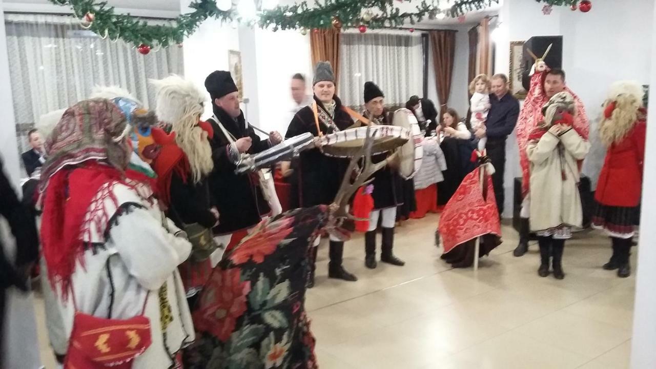Pensiunea Poiana Soarelui Brates 외부 사진